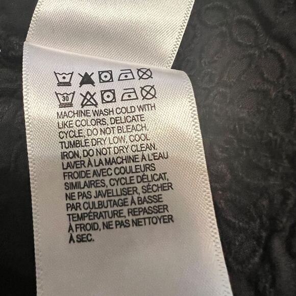 Lucky Brand top black long sleeve button front floral knit & lace hemline Sz XL - Picture 9 of 10